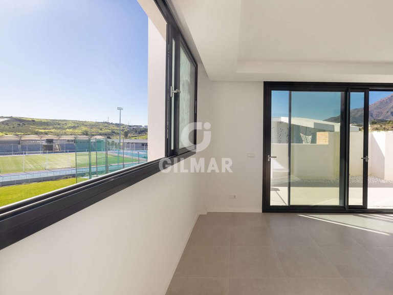 Penthouse for Sale in Estepona, Malaga 15