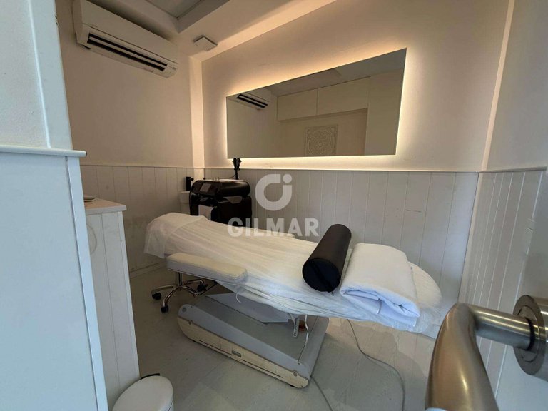 Commercial for Sale in Madrid, Madrid 5