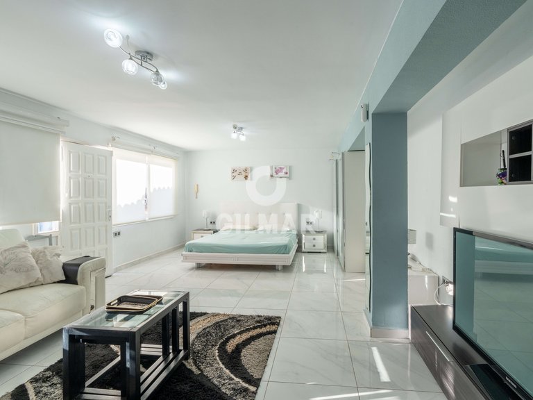 Villa for Sale in San Isidro, Tenerife 32
