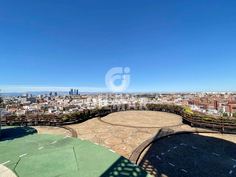 Apartment for Sale in Madrid, Madrid 35