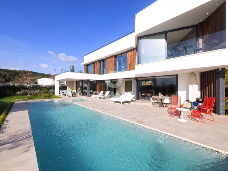 Villa for Sale in MÁlaga, Malaga 40