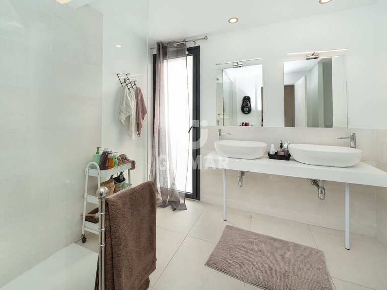 Apartment for Sale in Madrid, Madrid 22