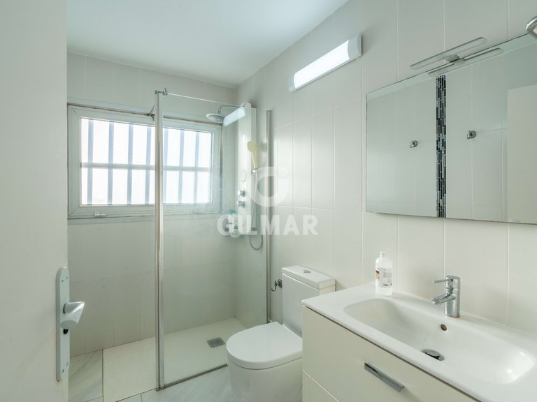 Villa for Sale in San Isidro, Tenerife 36