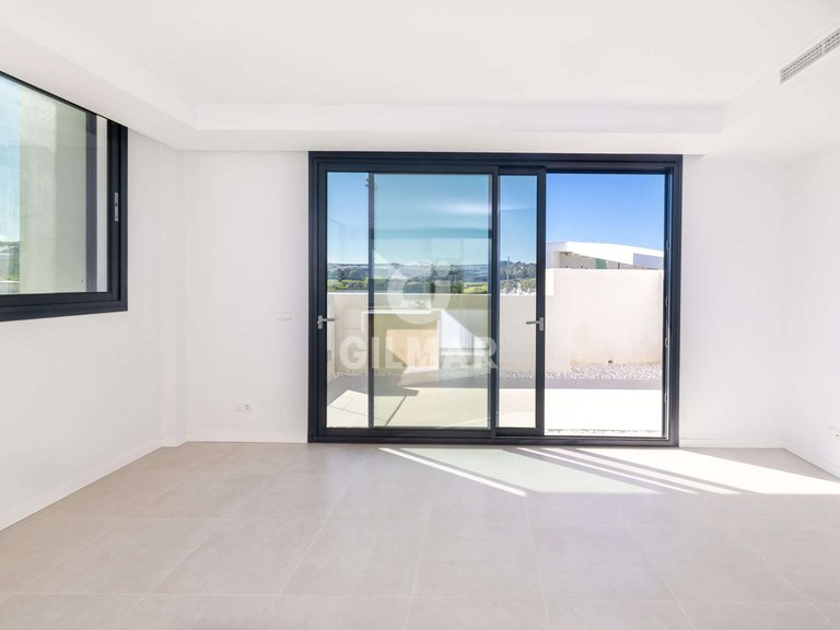 Penthouse for Sale in Estepona, Malaga 8