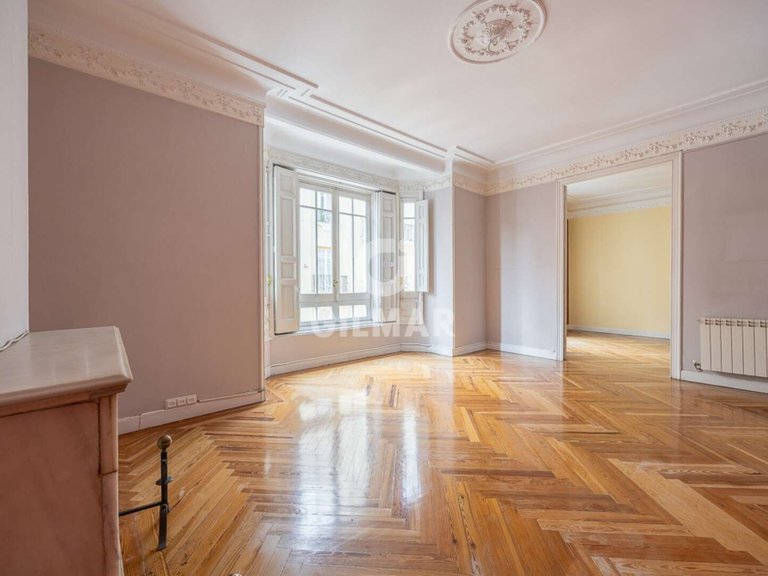 Apartment for Sale in Madrid, Madrid 7