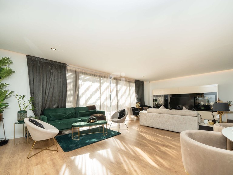 Apartment for Sale in Madrid, Madrid 5
