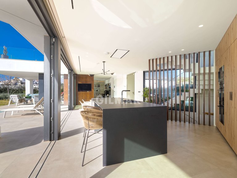 Villa for Sale in MÁlaga, Malaga 27
