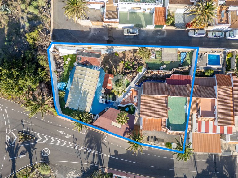 Villa for Sale in San Isidro, Tenerife 51