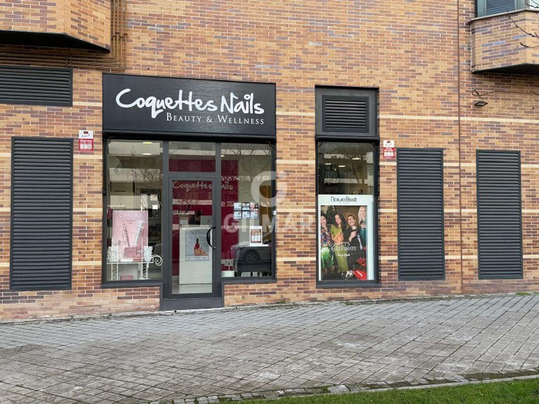 Commercial for Sale in Madrid, Madrid 1