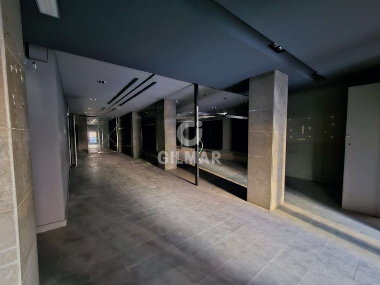 Commercial for Sale in Madrid, Madrid 1