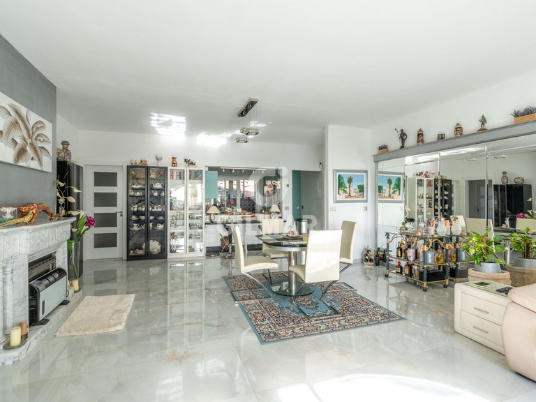 Villa for Sale in San Isidro, Tenerife 13