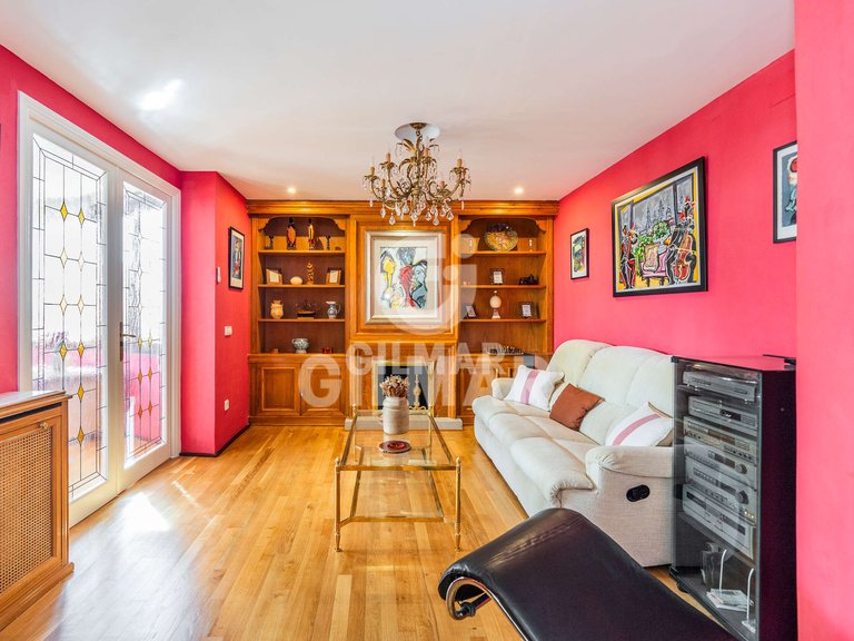 Apartment for Sale in Madrid, Madrid 5