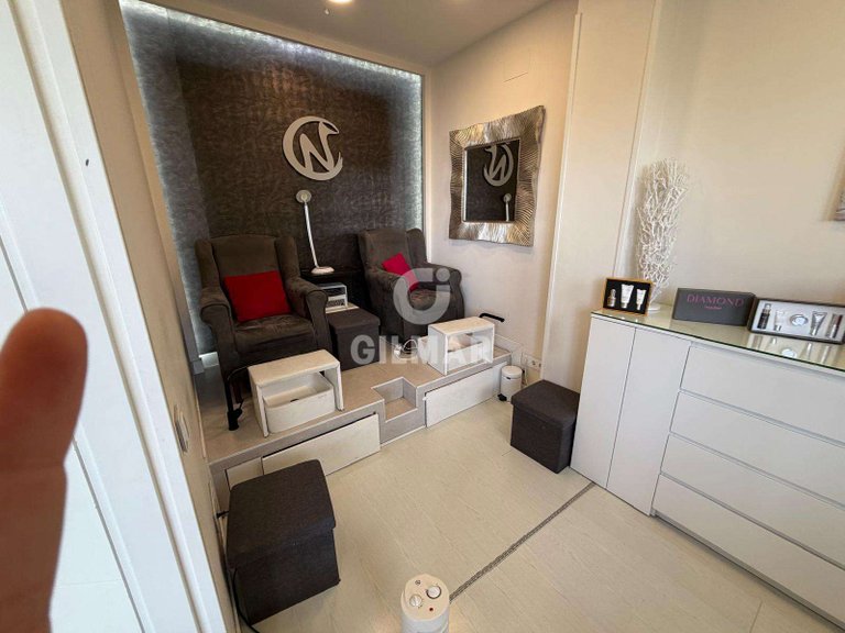 Commercial for Sale in Madrid, Madrid 4