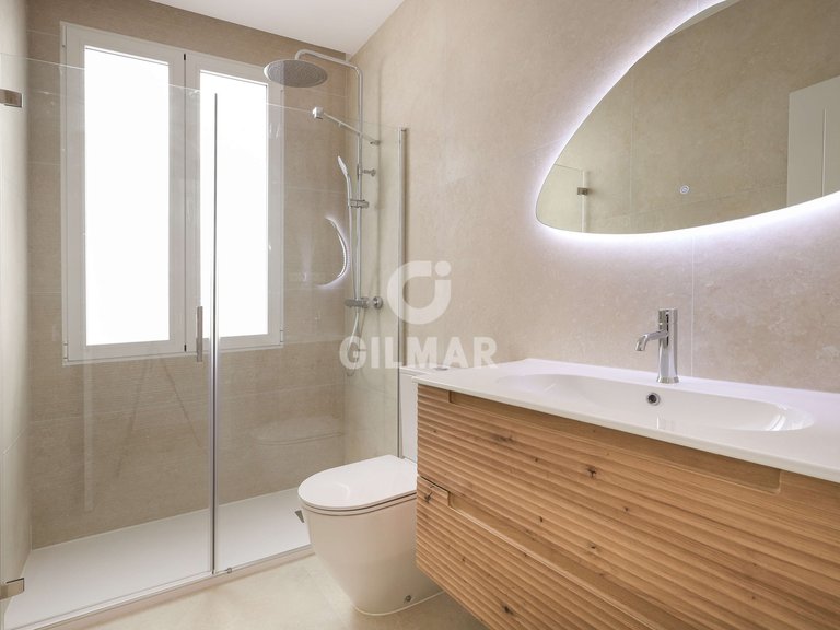 Apartment for Sale in Madrid, Madrid 23