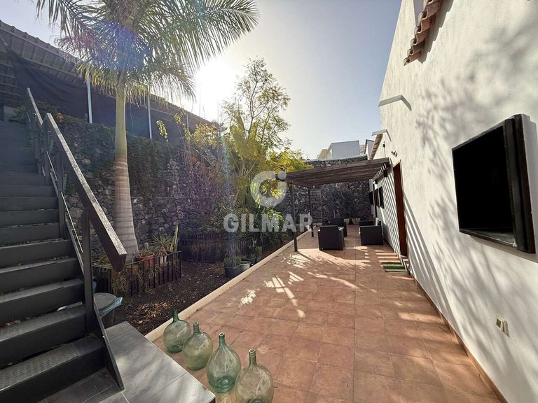 Villa for Sale in GuÍa De Isora, Tenerife 29