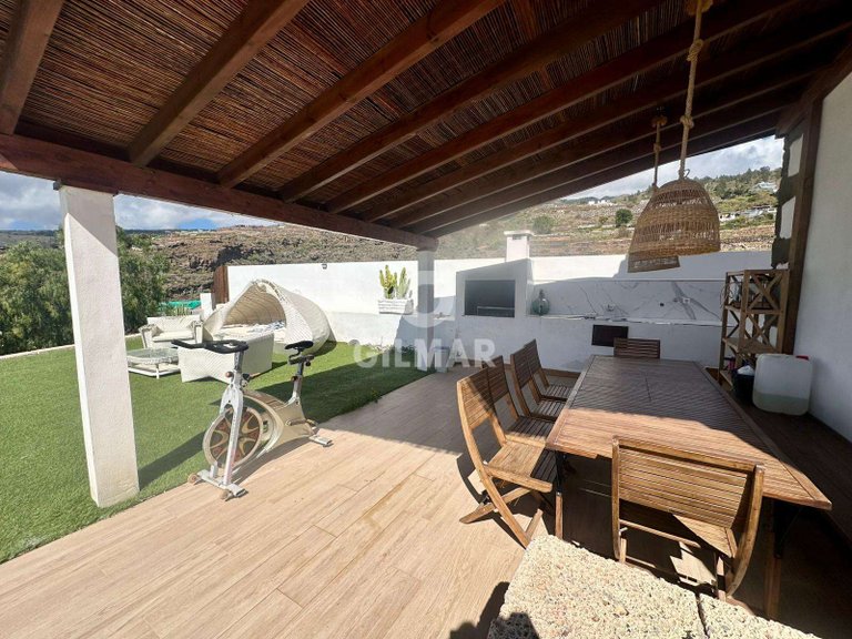 Villa for Sale in GuÍa De Isora, Tenerife 25