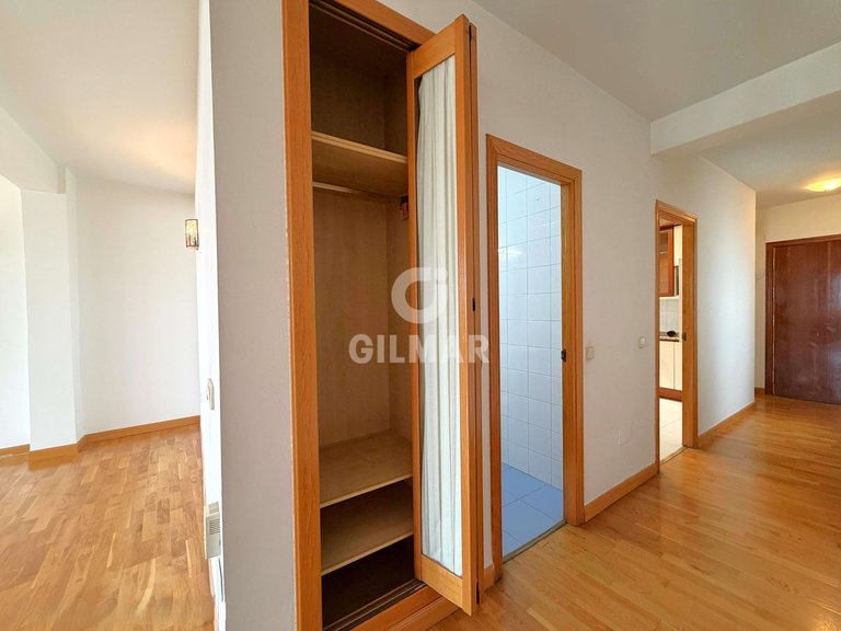 Apartment for Sale in Madrid, Madrid 27