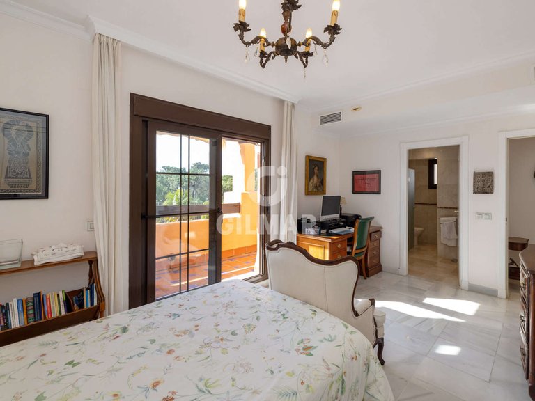 Town House for Sale in Atalaya Isdabe, Malaga 27