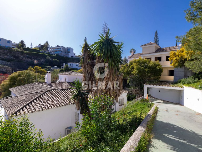 Villa for Sale in BenahavÍs, Malaga 41