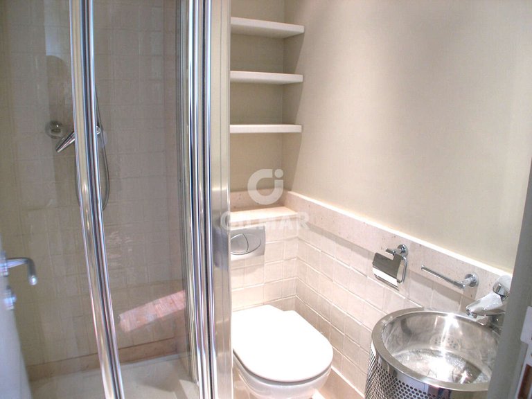 Town House for Sale in Madrid, Madrid 10