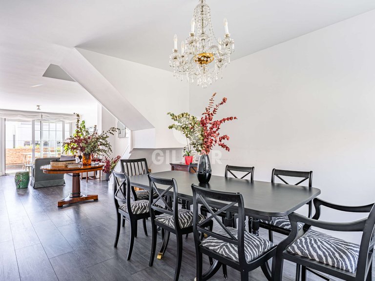 Town House for Sale in Madrid, Madrid 9