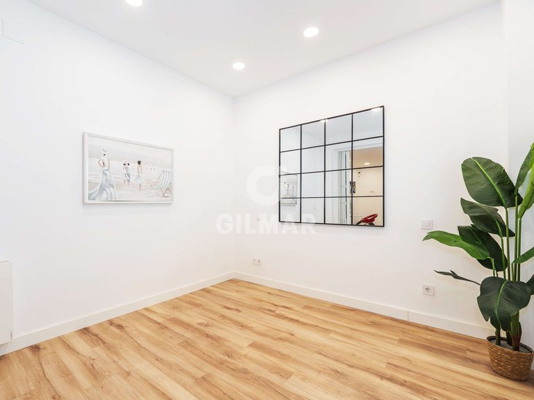 Apartment for Sale in Madrid, Madrid 22