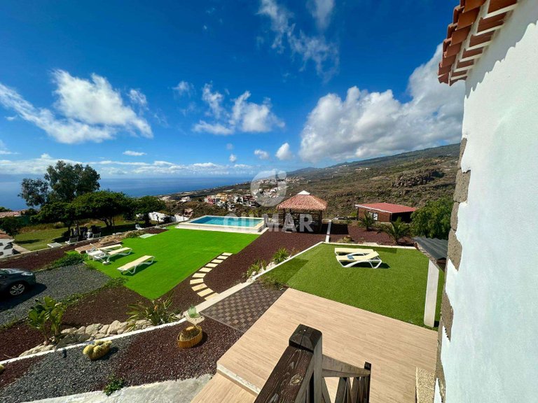 Villa for Sale in GuÍa De Isora, Tenerife 12