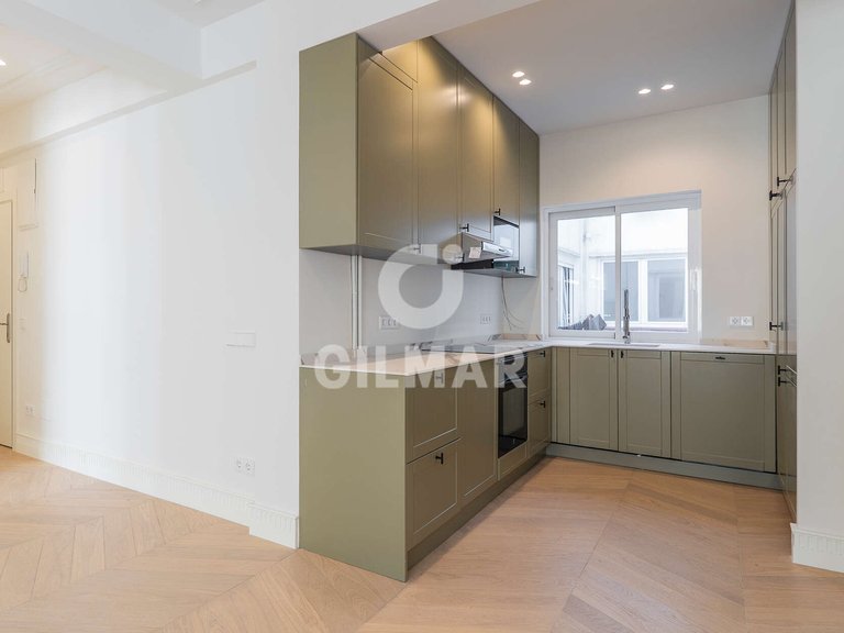 Apartment for Sale in Madrid, Madrid 11