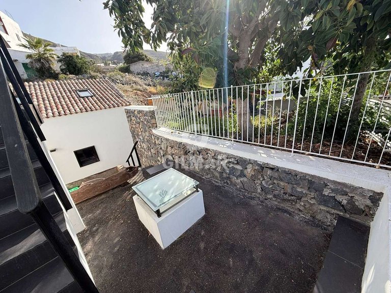 Villa for Sale in GuÍa De Isora, Tenerife 24