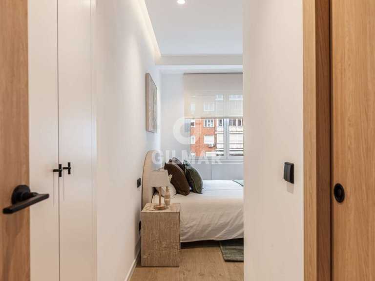Apartment for Sale in Madrid, Madrid 18