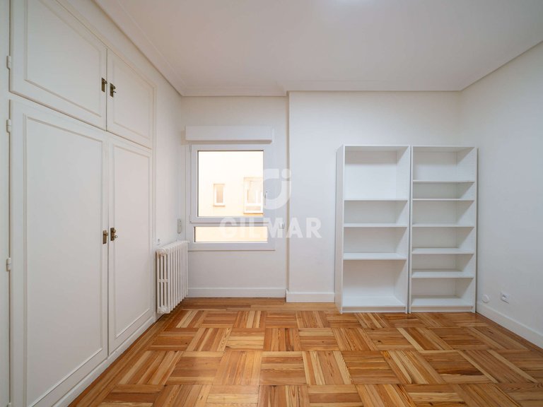 Apartment for Sale in Madrid, Madrid 38