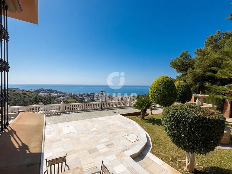 Villa for Sale in MÁlaga, Malaga 45