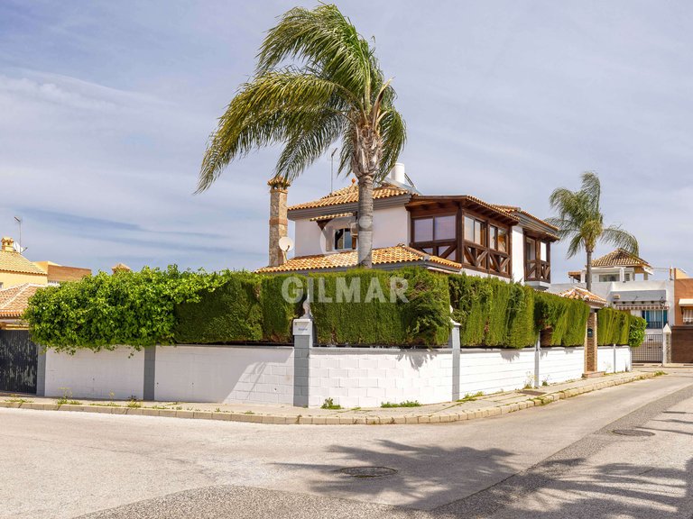 Villa for Sale in AlhaurÍn De La Torre, Malaga 2
