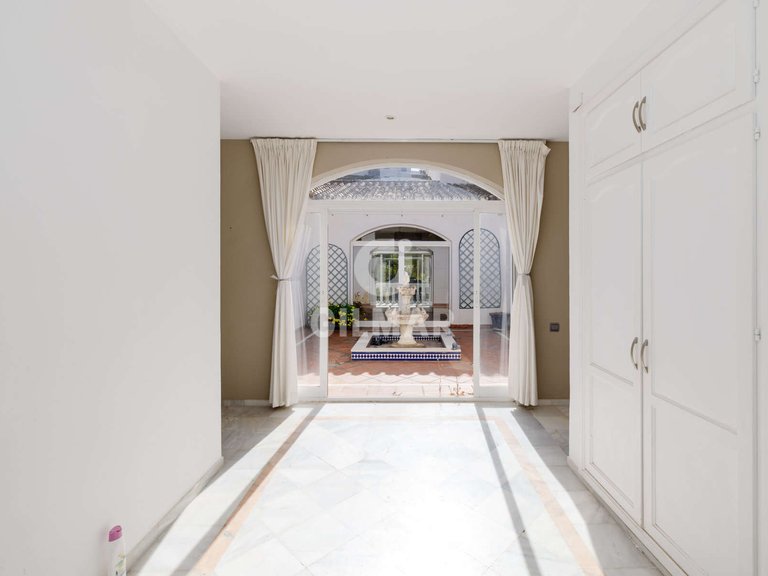 Villa for Sale in BenahavÍs, Malaga 14