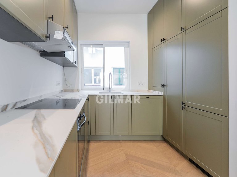 Apartment for Sale in Madrid, Madrid 12