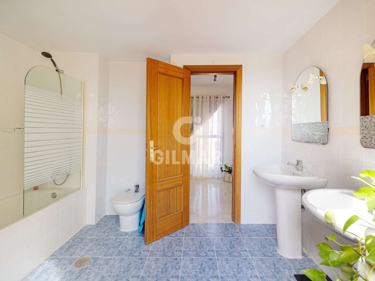 Town House for Sale in MÁlaga, Malaga 17
