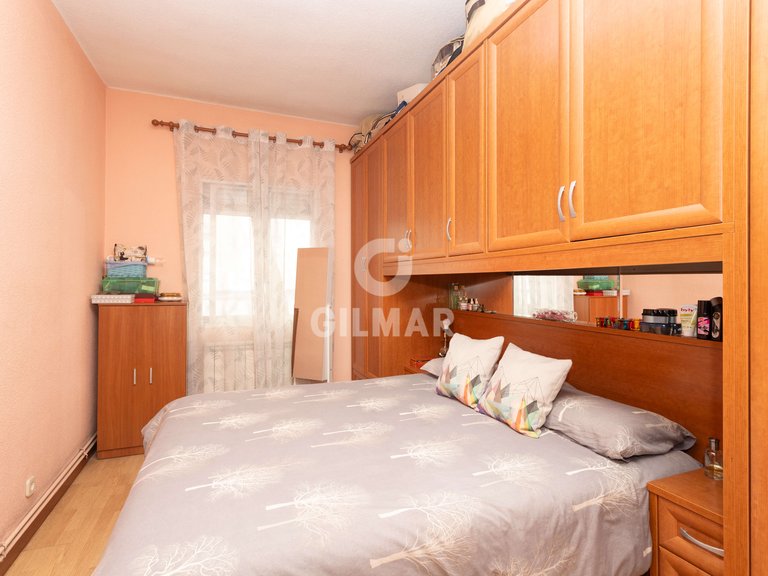 Apartment for Sale in Madrid, Madrid 16