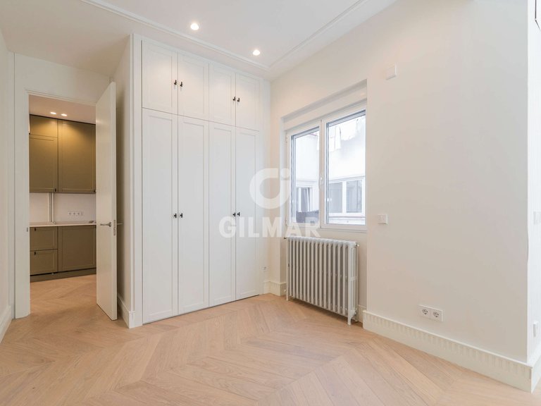 Apartment for Sale in Madrid, Madrid 22