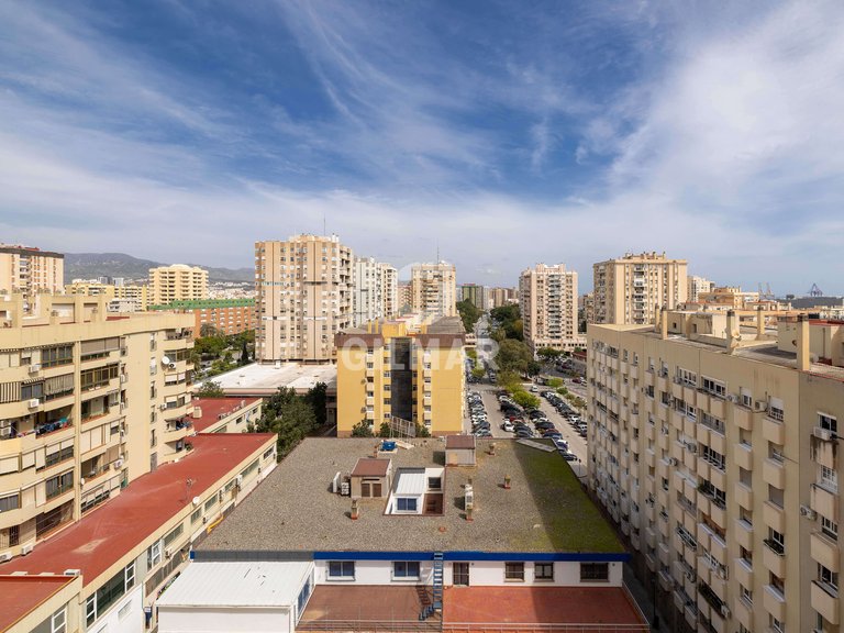Apartment for Sale in MÁlaga, Malaga 28