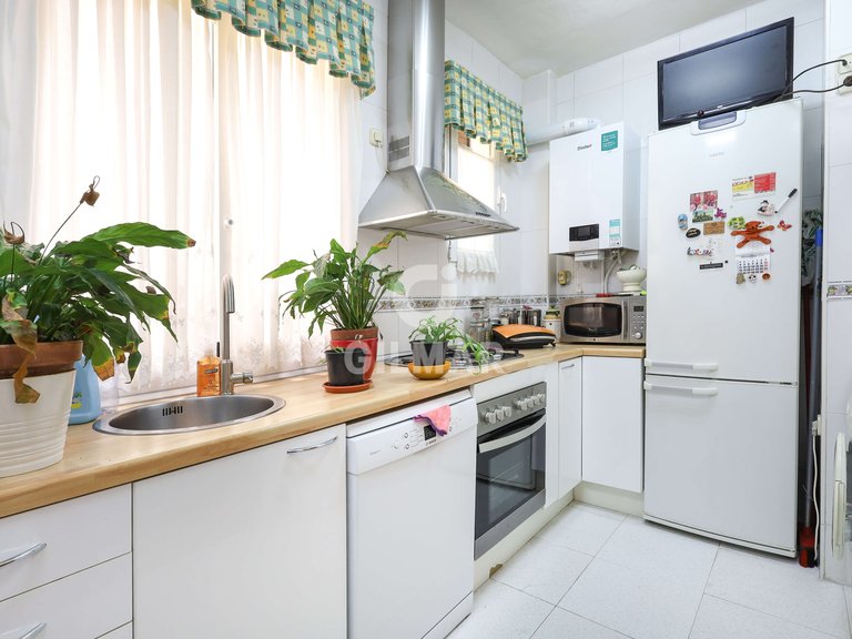 Apartment for Sale in Madrid, Madrid 12