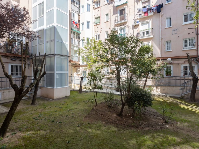 Apartment for Sale in Madrid, Madrid 33