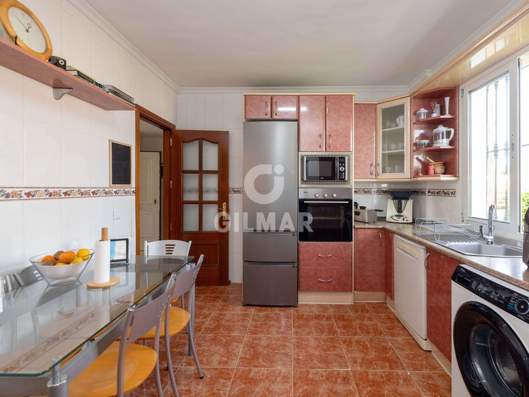 Villa for Sale in AlhaurÍn De La Torre, Malaga 28