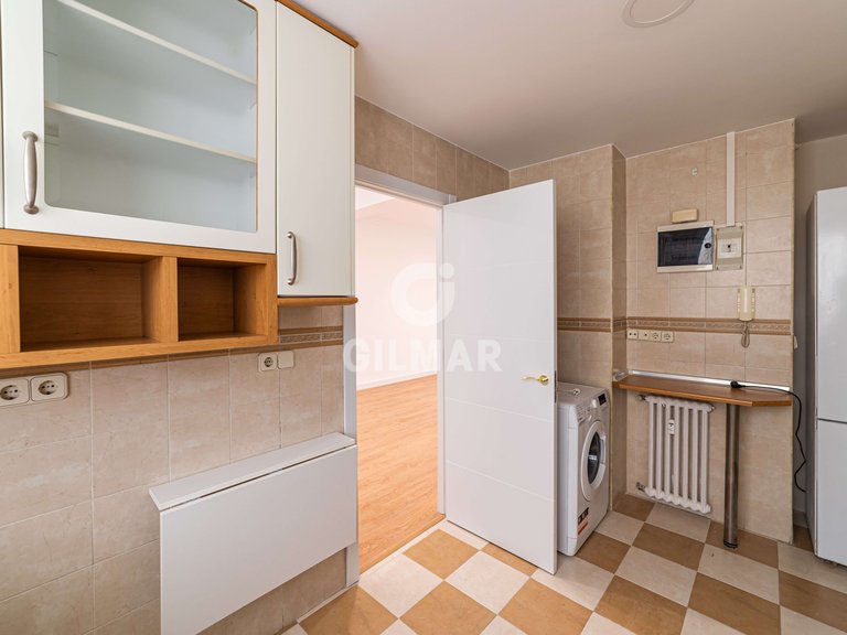 Apartment for Rent in Madrid, Madrid 29