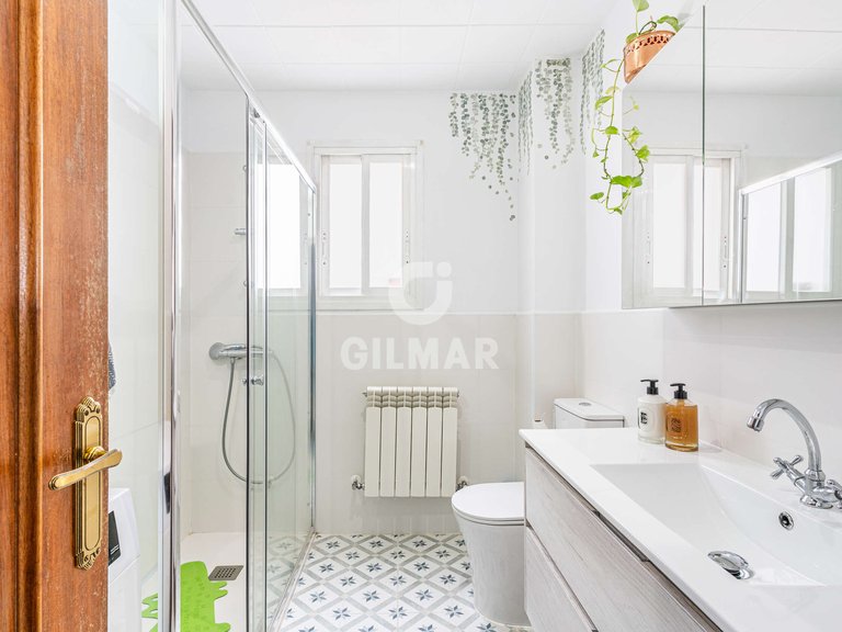Apartment for Sale in Madrid, Madrid 12