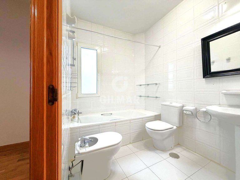 Apartment for Sale in Madrid, Madrid 13