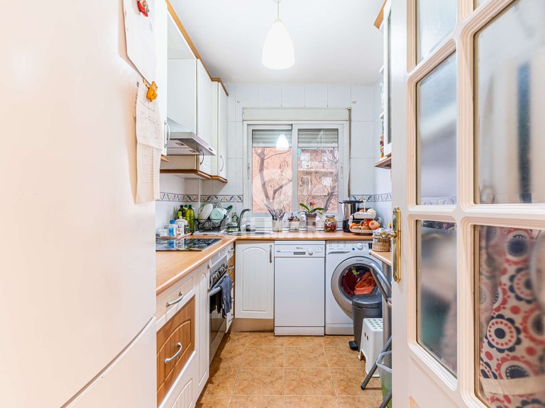Apartment for Sale in Madrid, Madrid 5