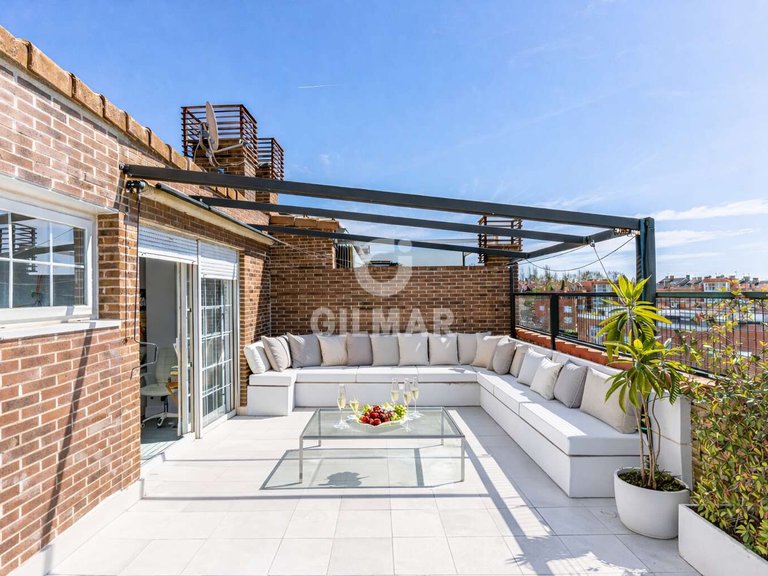 Town House for Sale in Madrid, Madrid 23
