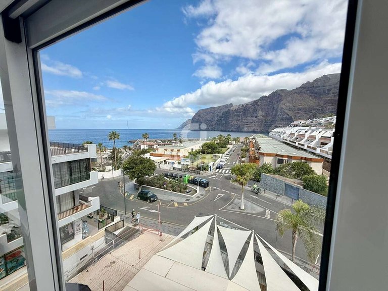 Apartment for Sale in Acantilados De Los Gigantes, Tenerife 20