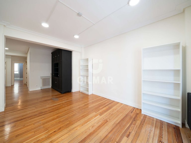 Apartment for Sale in Madrid, Madrid 2