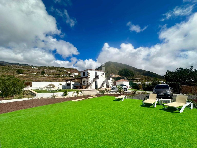Villa for Sale in GuÍa De Isora, Tenerife 28